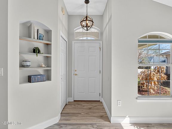 4th image of 1837 KESWICK Road