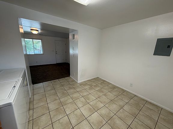 4th image of 318 S 150 W #318