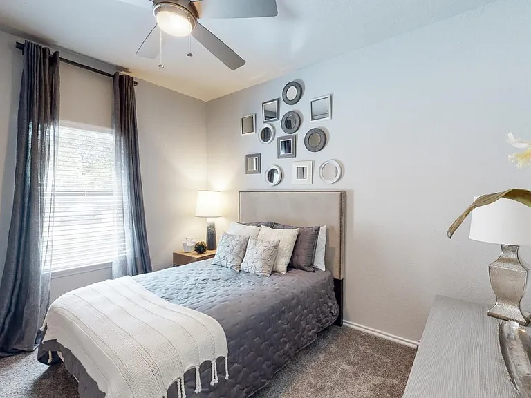 Brynwood Apartments — Photo 22