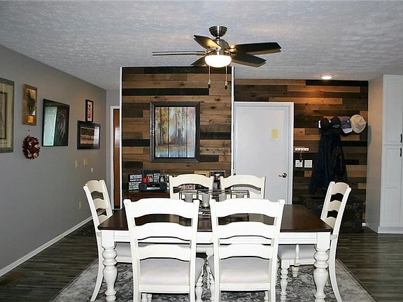 3rd image of 13433 Suncrest Ct