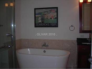 2nd image of 4525 Dean Martin Dr Unit 500