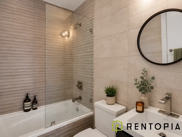 59 Graham Ave #4M — Photo 5