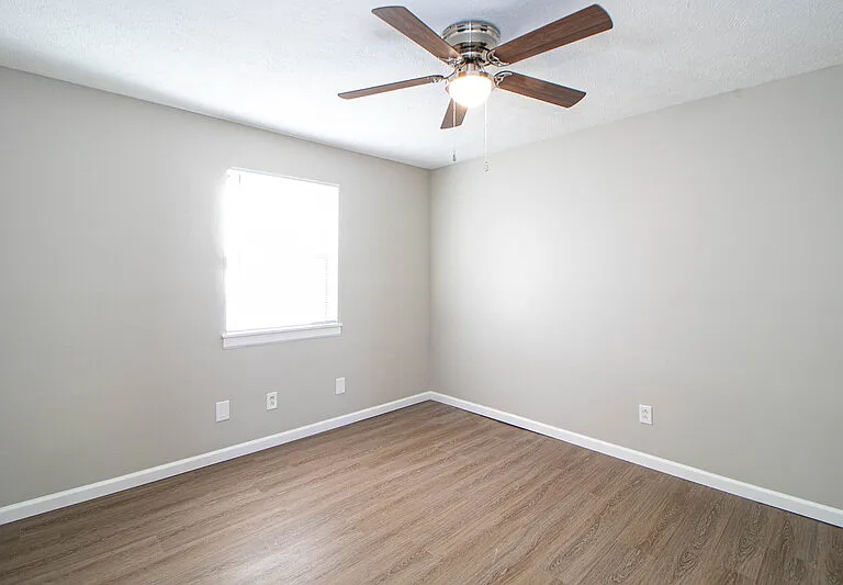 404-10 Thompsonville Ln — Photo 12