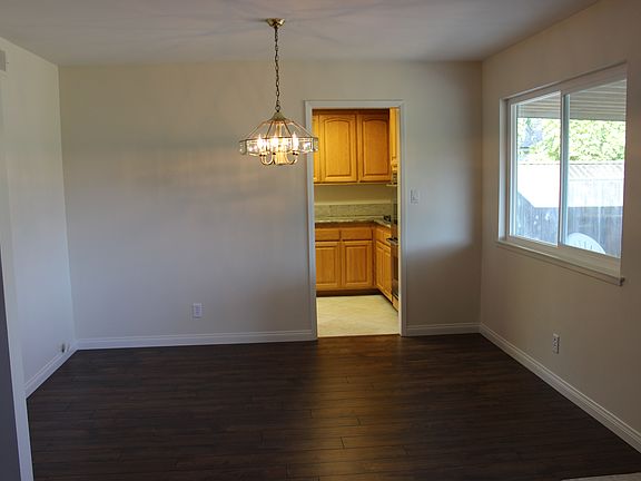 9346 Halifax Dining Room_08252015