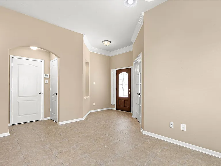 30411 Deleon Fields Dr — Photo 5