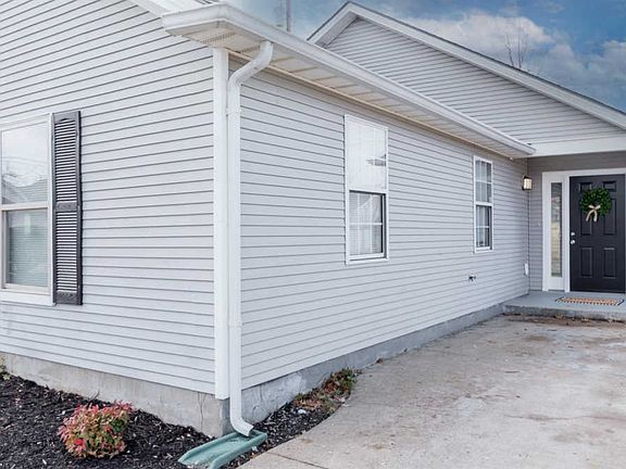 2nd image of 1701 Mikan Ct