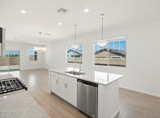 7275 S Gray Jay Dr, Tucson, AZ 85747