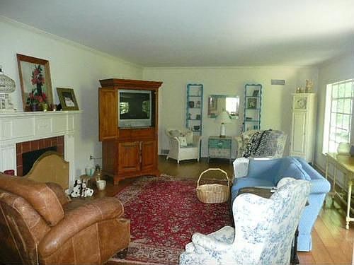 5th image of 200 Galloway Dr