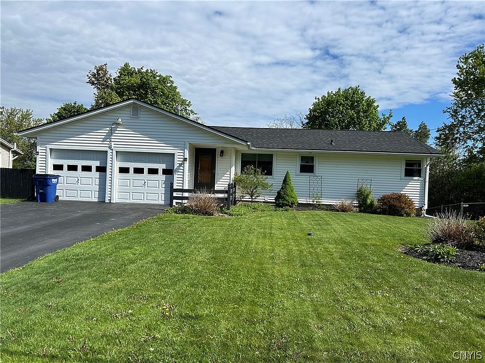 1st image of 39 Elm Hill Way