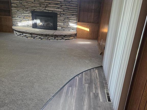 4th image of 668 Tulip COURT