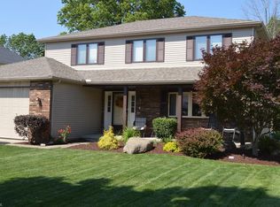 17117 Greenwood Dr, Strongsville, OH