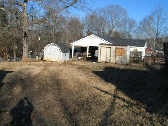 4th image of 100 Rockledge Dr