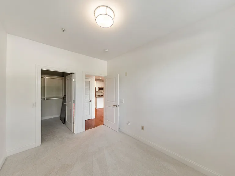 901 Abernathy Rd #1 — Photo 19