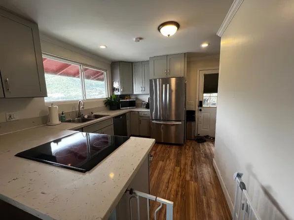 1552 Monte St, Honolulu, HI