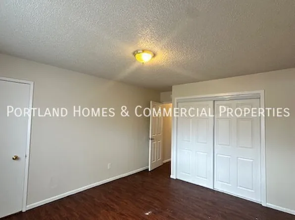 3320 SE 134th Ave APT 20, Portland, OR 97236