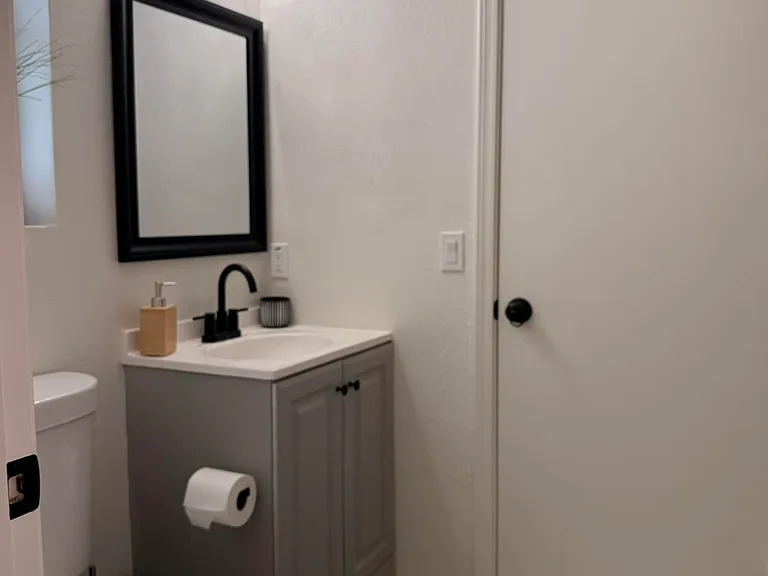 2554 W Kathleen Rd — Photo 17