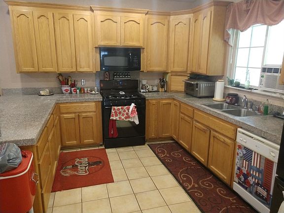 4th image of 2116 Boyden Dr