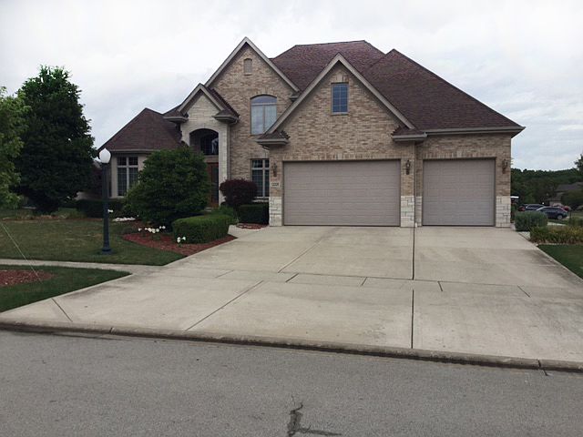 1st image of 12226 Thorn Apple Dr