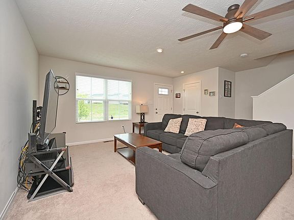 4th image of 5892 Millbrook Dr
