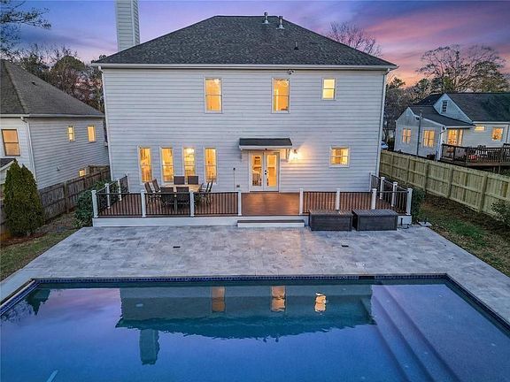 3rd image of 1311 Conway Rd