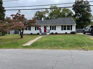 54 Upland Dr, Salem, VA 24153