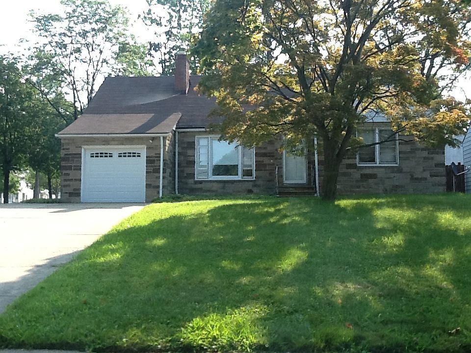 1st image of 78 Southwick Dr