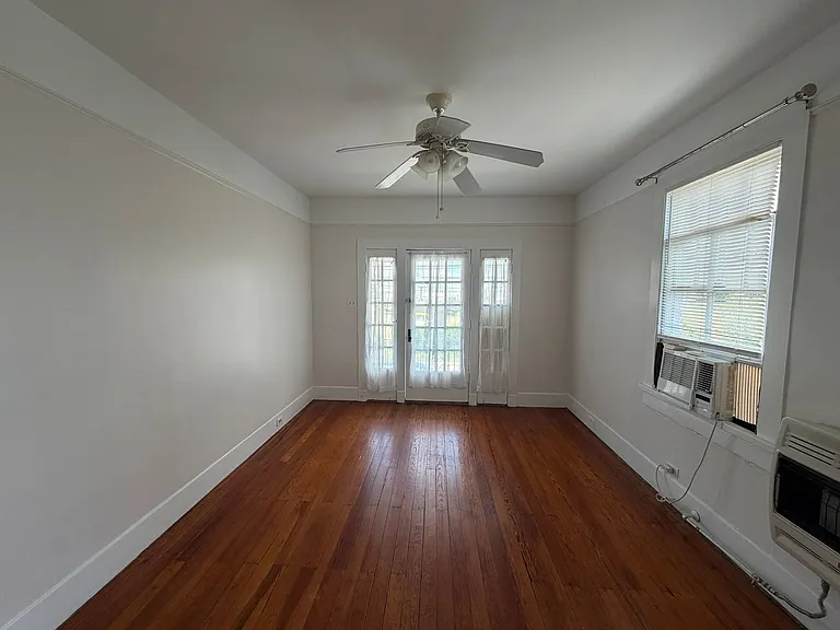 4616 Conti St — Photo 9