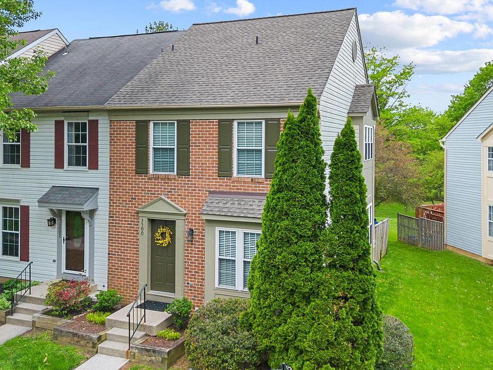 1st image of 3500 Dartmoor Ln #31