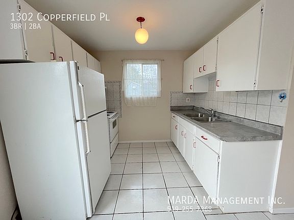 5th image of 1302 Copperfield Pl