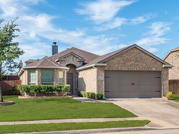 15013 Waters Dr