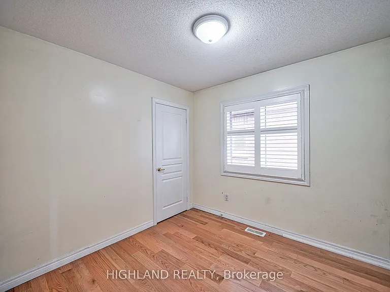 515 Coach Dr — Photo 20