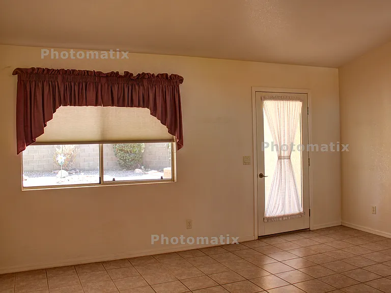 2938 Candlewood Dr — Photo 9