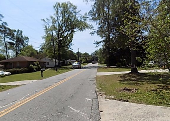 Exterior Neighborhood (street photo)