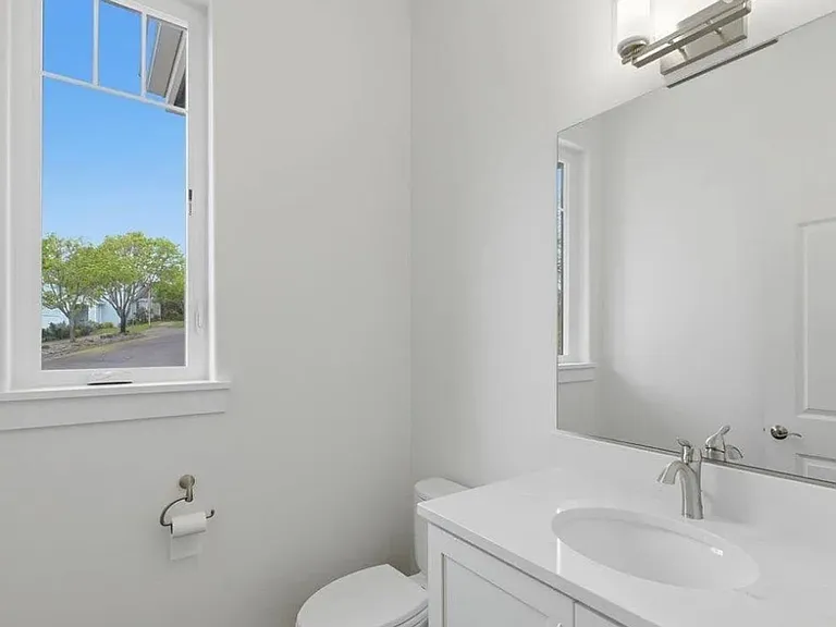 2799 NW Romancier Dr — Photo 30