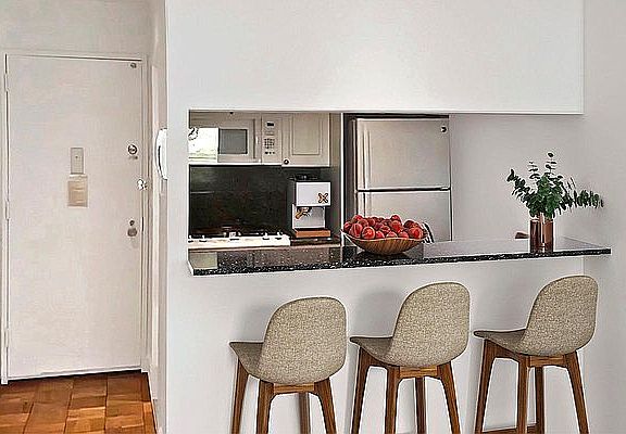 3rd image of 1755 York Ave APT 22J