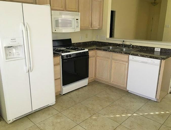 2nd image of 14612 Rumfeldt St