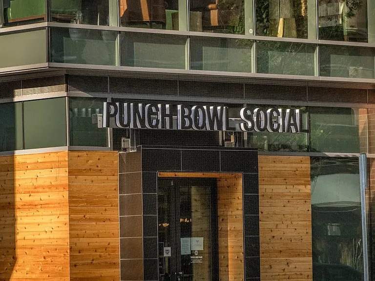 Near Ballston Quarter retail and dining options