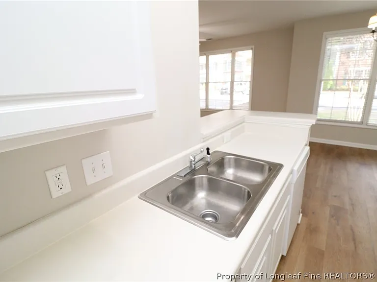 2812 Kudrow Ln #2812 — Photo 10