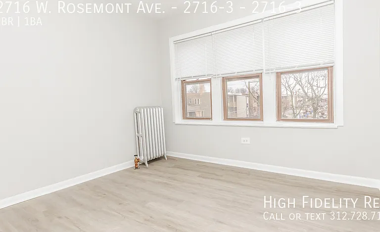 2716 W Rosemont Ave #3 — Photo 5