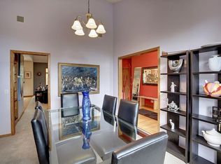 2997 Cedar Xing, Minnetonka, MN 55305