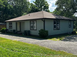 1350 S Van Buren Ave, Fayetteville, AR 72701