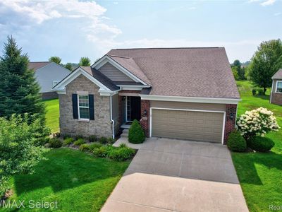 9059 Pine Valley Dr, Grand Blanc, MI, 48439