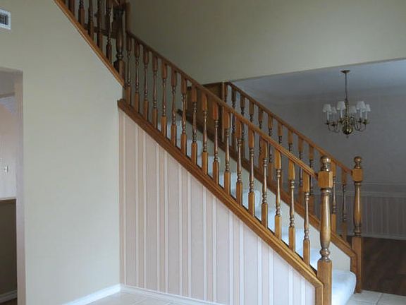 3rd image of 5318 Stonemill Cir
