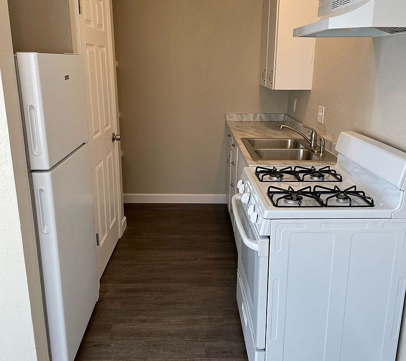 1st image of 5600 E 140th St #5504-A