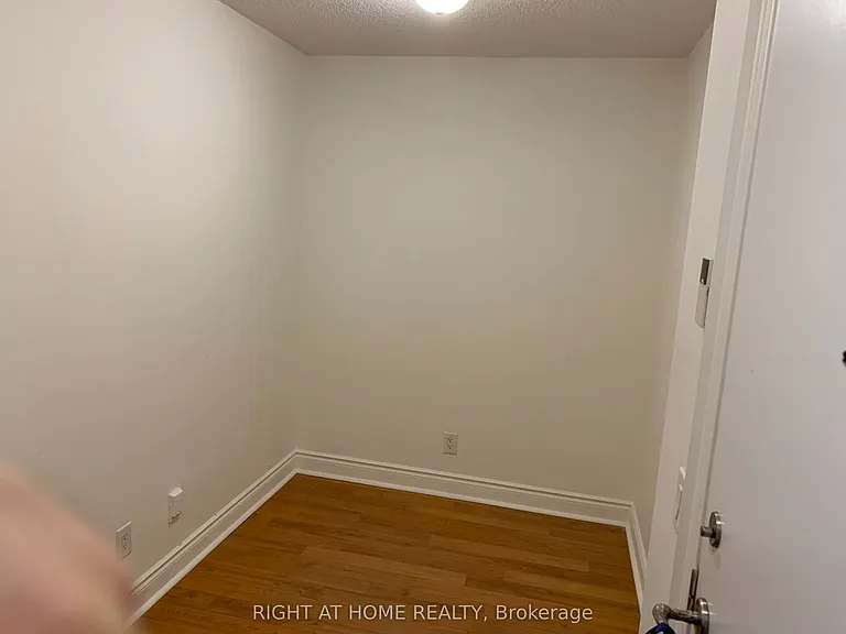 25 Greenview Ave #815 — Photo 6