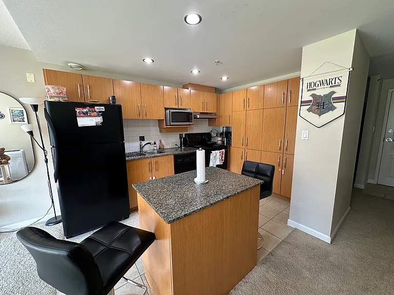 9288 University Cres #6 — Photo 3