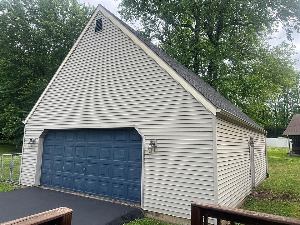 2nd image of 135 Shamrock Dr