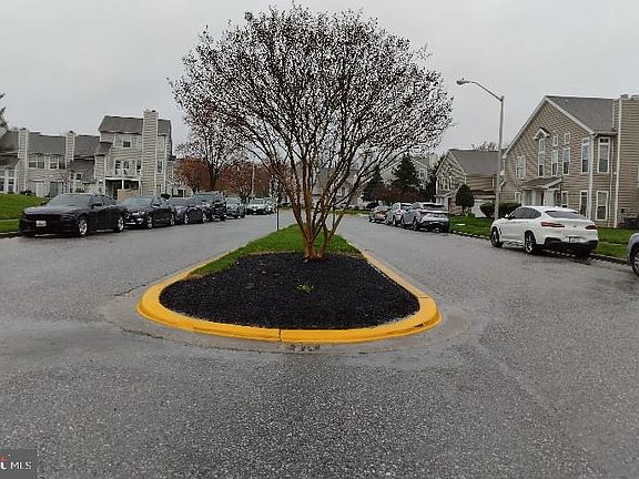 3rd image of 4903 King Patrick Way #302