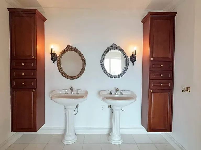 1105 Eyremount Dr — Photo 15