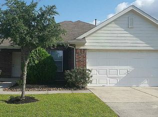 10519 Scenic Cove Ct, Humble, TX 77396